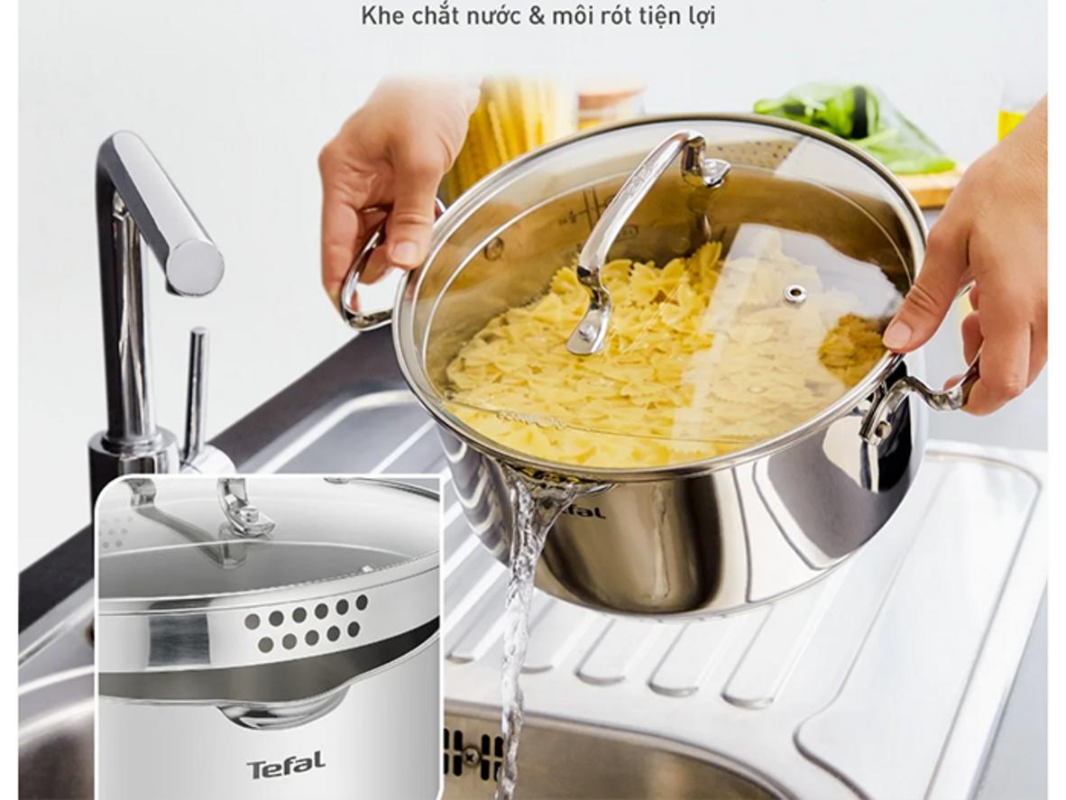 Đáy từ giúp nồi bắt nhiệt nhanh và dùng tốt trên bếp từ.