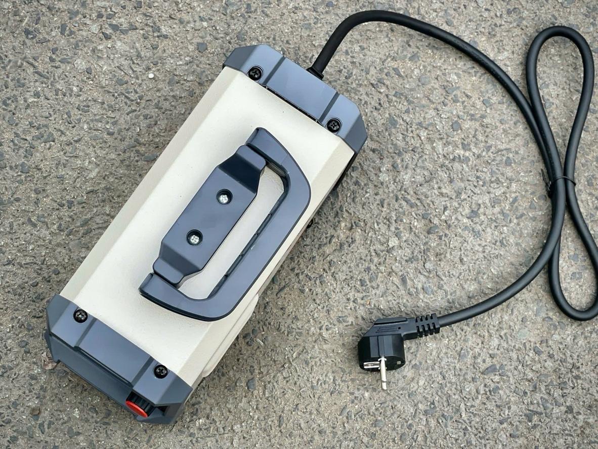 Điện thế ra DC 60V hỗ trợ mồi lửa nhanh và ổn định.