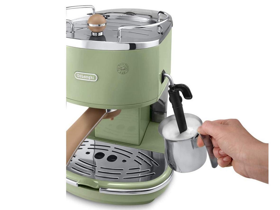 15 bar và 1100W giúp máy chiết xuất espresso nhanh, đậm và ổn định hơn.