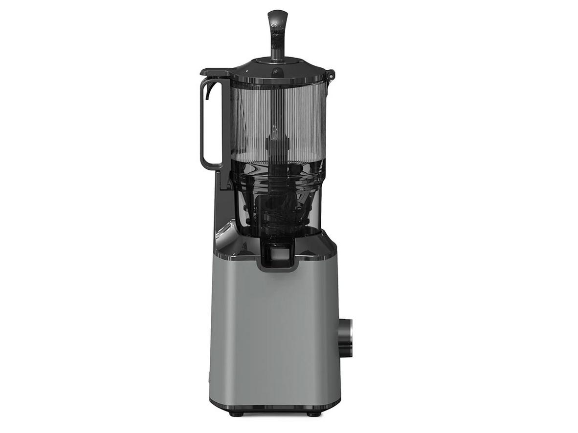 Dung tích 800ml và bàn chải vệ sinh giúp sử dụng, làm sạch thuận tiện.