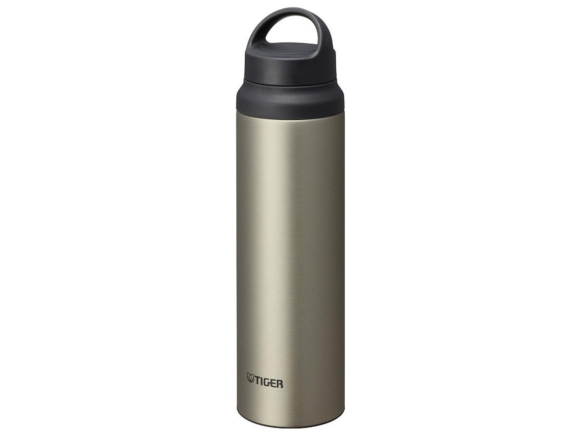 Dung tích 800ml tiện mang theo cả ngày.