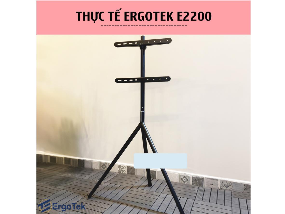Thép sơn tĩnh điện giúp khung treo bền đẹp, phù hợp không gian hiện đại.