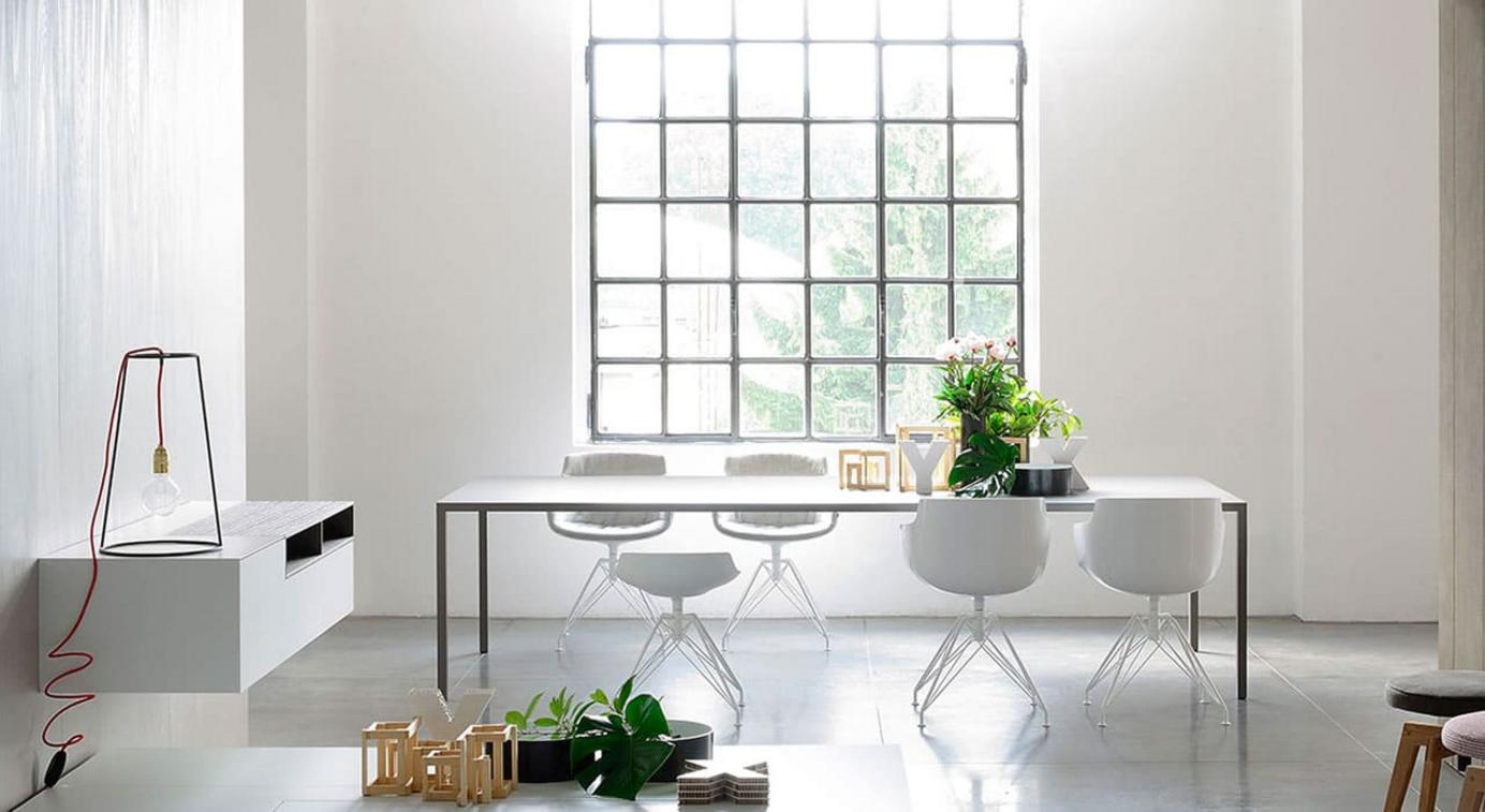 Chất liệu quyết định lớn đến độ bền, cảm giác sử dụng và chi phí dài hạn.