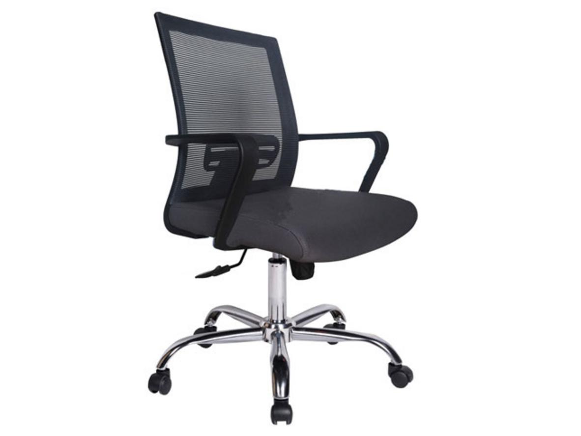 Chân sao 5 cánh và bánh xe nylon cho khả năng di chuyển linh hoạt