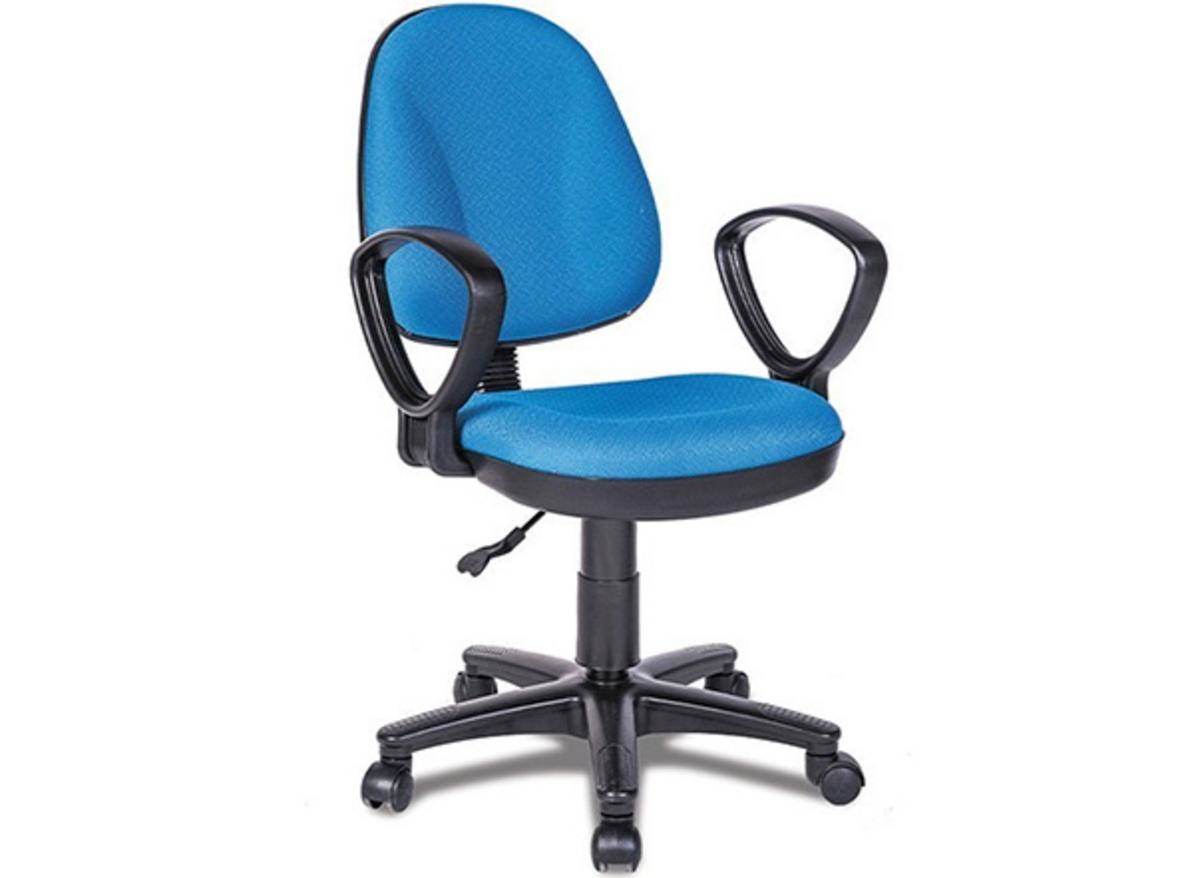 Đệm mút bọc nỉ cho cảm giác ngồi êm và thoáng hơn khi làm việc.