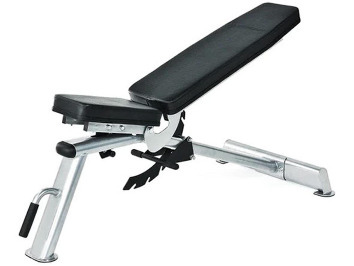 Ghế tập gym đa năng Horizon Adonis ID cho góc tập tại nhà gọn và chắc chắn.