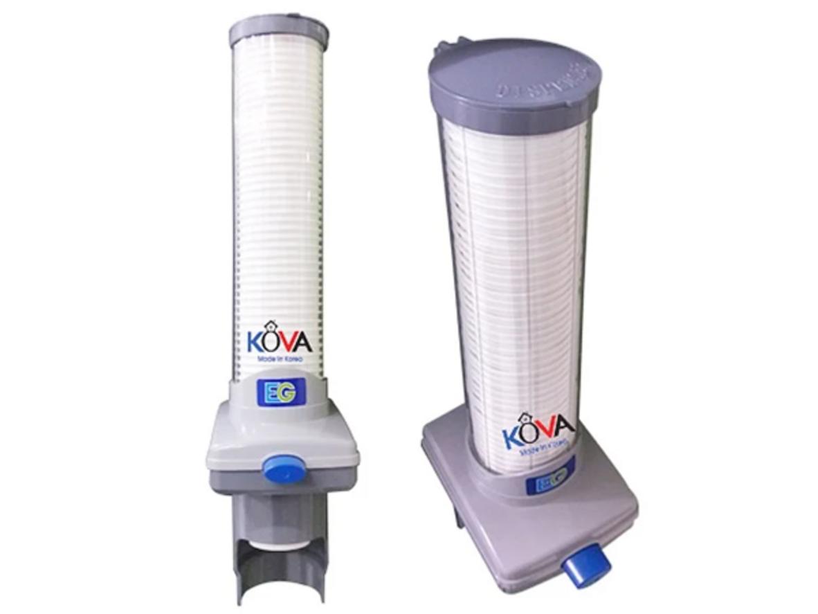 Kova GDL giúp quầy phục vụ gọn hơn và lấy ly nhanh hơn.