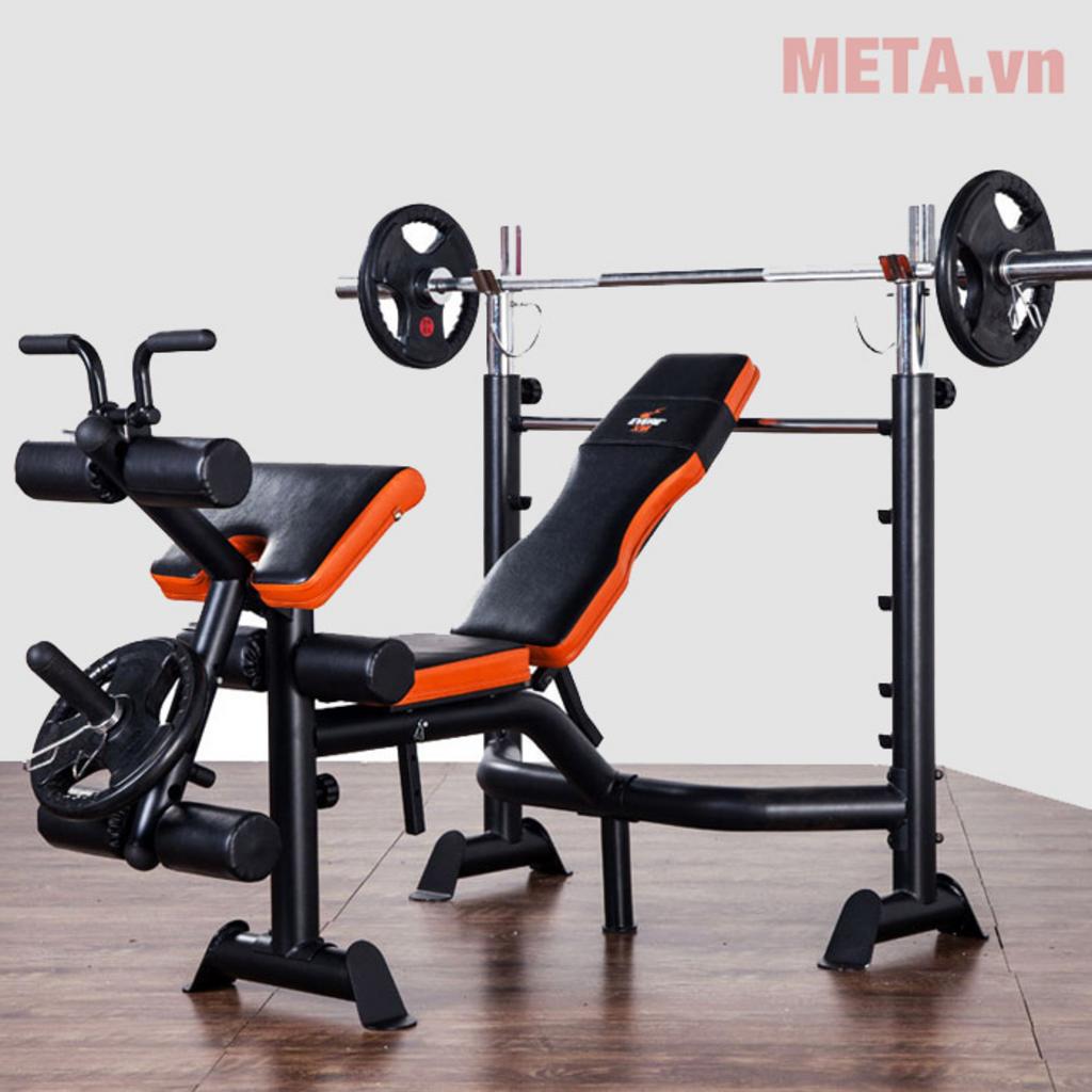 Khung thép sơn tĩnh điện và thiết kế gác đòn rộng giúp GM 4380 ổn định khi tập.