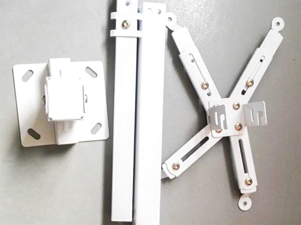 Góc nghiêng ±20° giúp căn hình máy chiếu Dalite MS18 nhanh và gọn hơn.