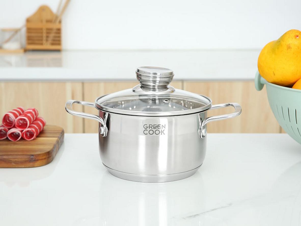 Quai cán inox tán đinh chắc chắn giúp cầm nắm an tâm hơn.