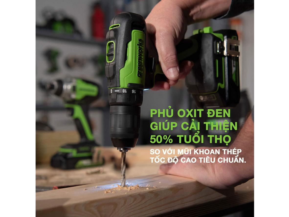 Bề mặt oxit đen và đầu chia 135 độ giúp tăng độ bền, giảm trượt khi khoan.
