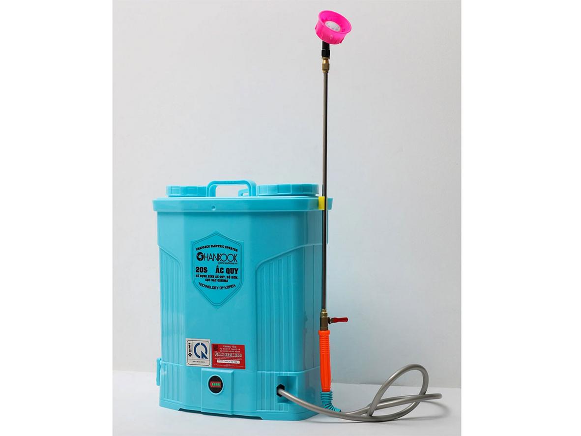 Rơ-le tự ngắt motor giúp tiết kiệm thuốc và bảo vệ máy.