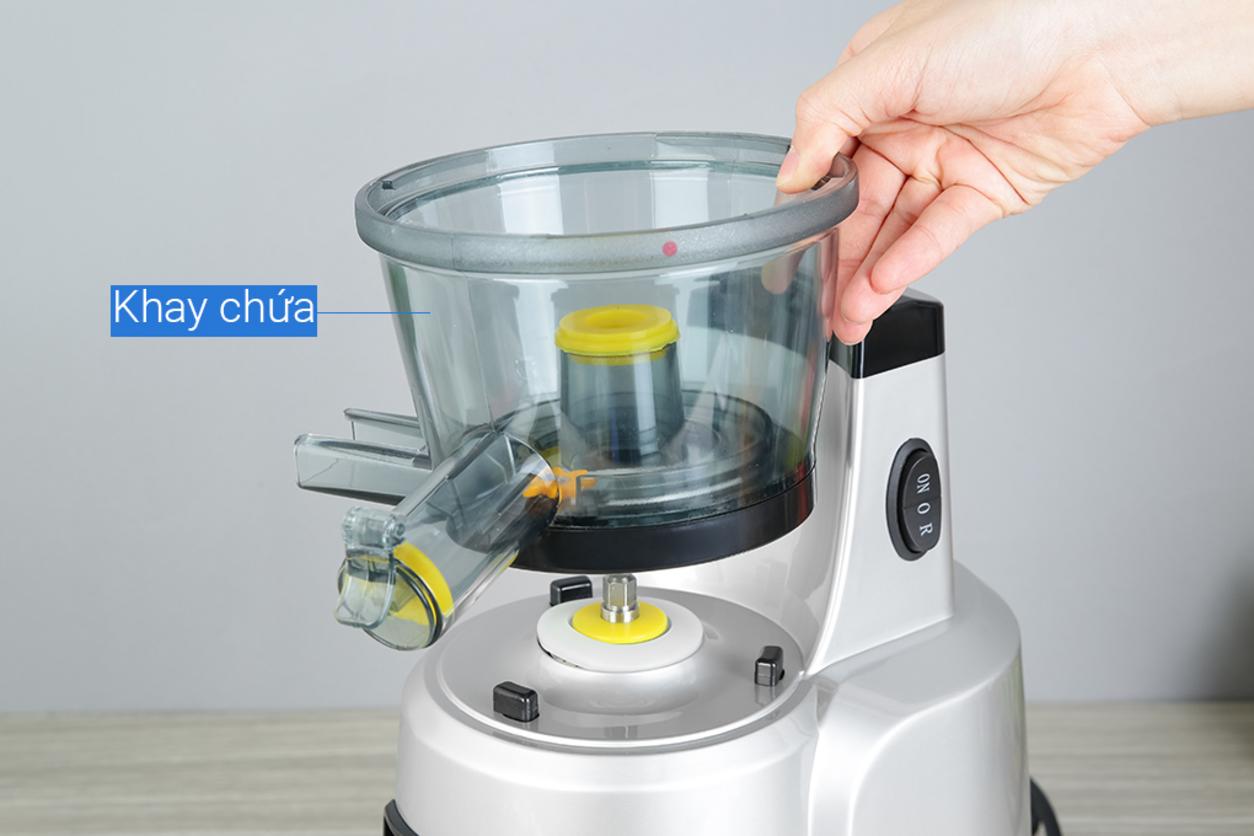 Họng tiếp nguyên liệu lớn giúp giảm công sơ chế