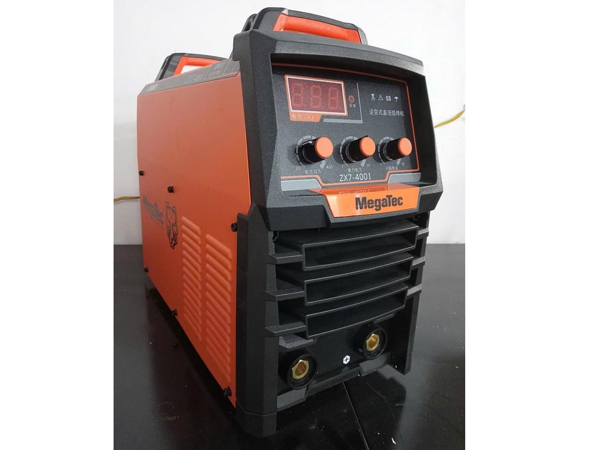 Công nghệ IGBT giúp máy hàn ổn định và tiết kiệm điện hơn.