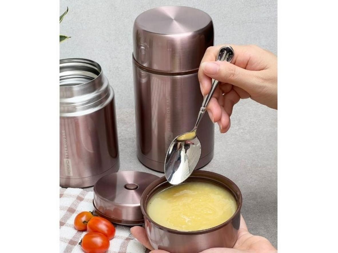 Cấu tạo Inox 304 và chân không 2 lớp giúp bình giữ nhiệt lâu hơn.
