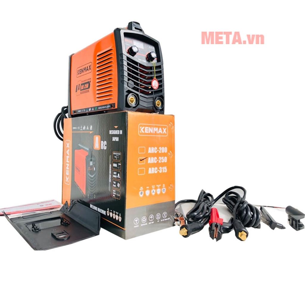 Dải dòng hàn rộng 20A - 250A giúp máy linh hoạt cho nhiều công việc.
