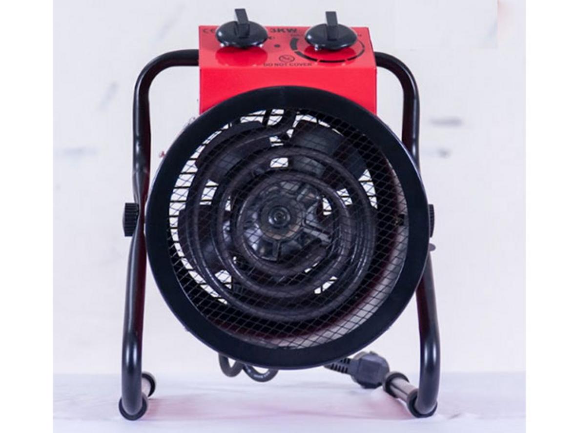 Công suất 3000W giúp sấy khô nhanh và ổn định.