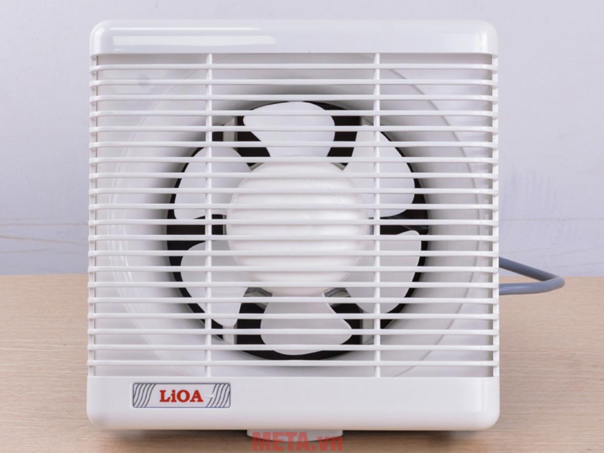 Kích thước lỗ cắt tường 200 x 200 mm giúp lắp đặt quạt âm tường thuận tiện.