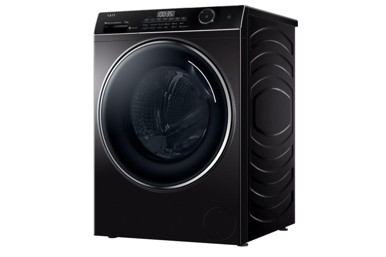 Lồng giặt 525mm giúp giặt sạch hơn và giảm xoắn rối.