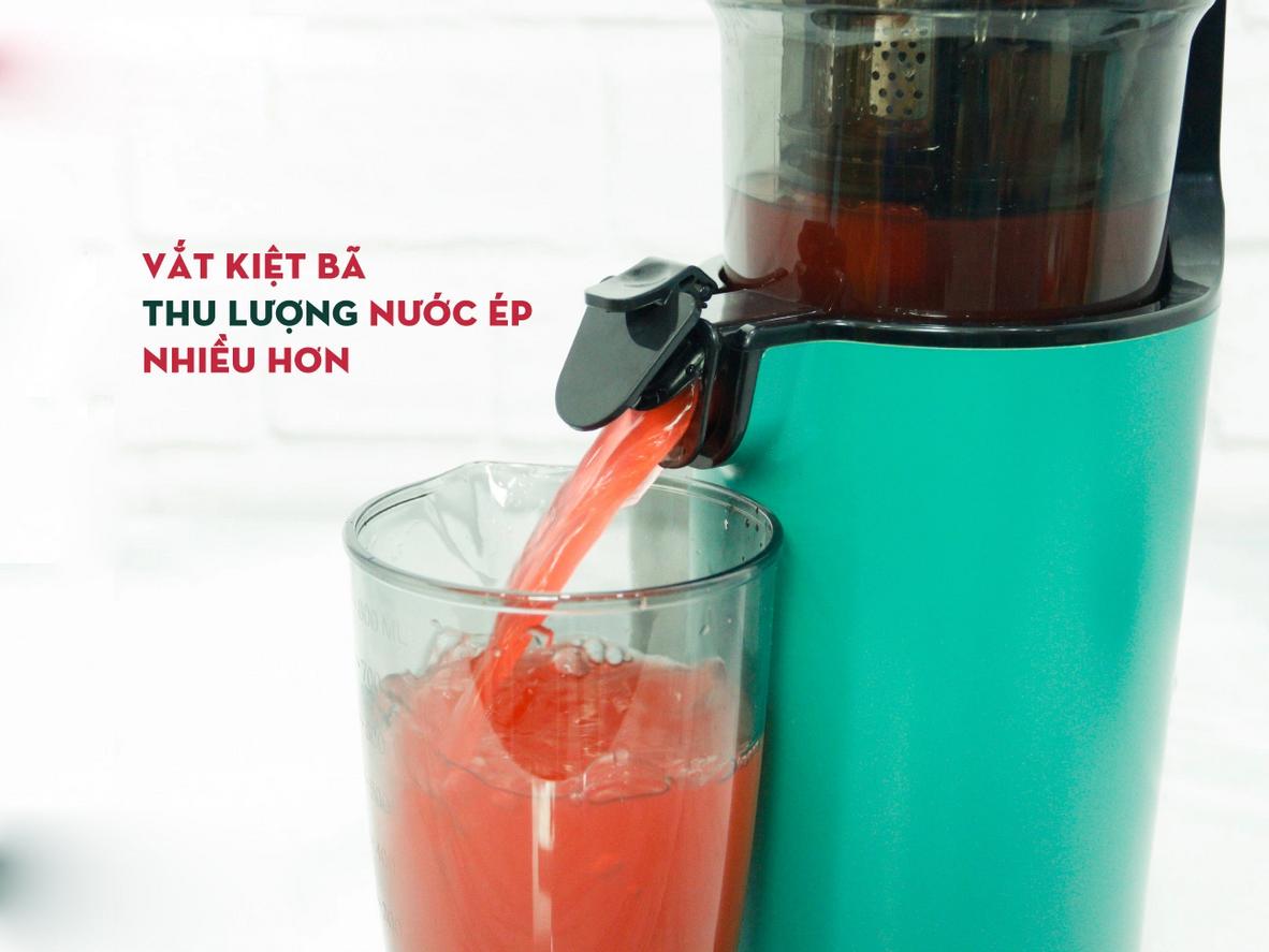 Lưới lọc 2 tầng và ca chứa dung tích lớn cho trải nghiệm gọn gàng