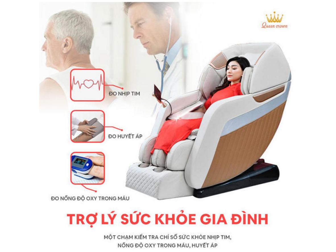Massage 4D Max với thanh ray SL 145cm ôm sát cơ thể.
