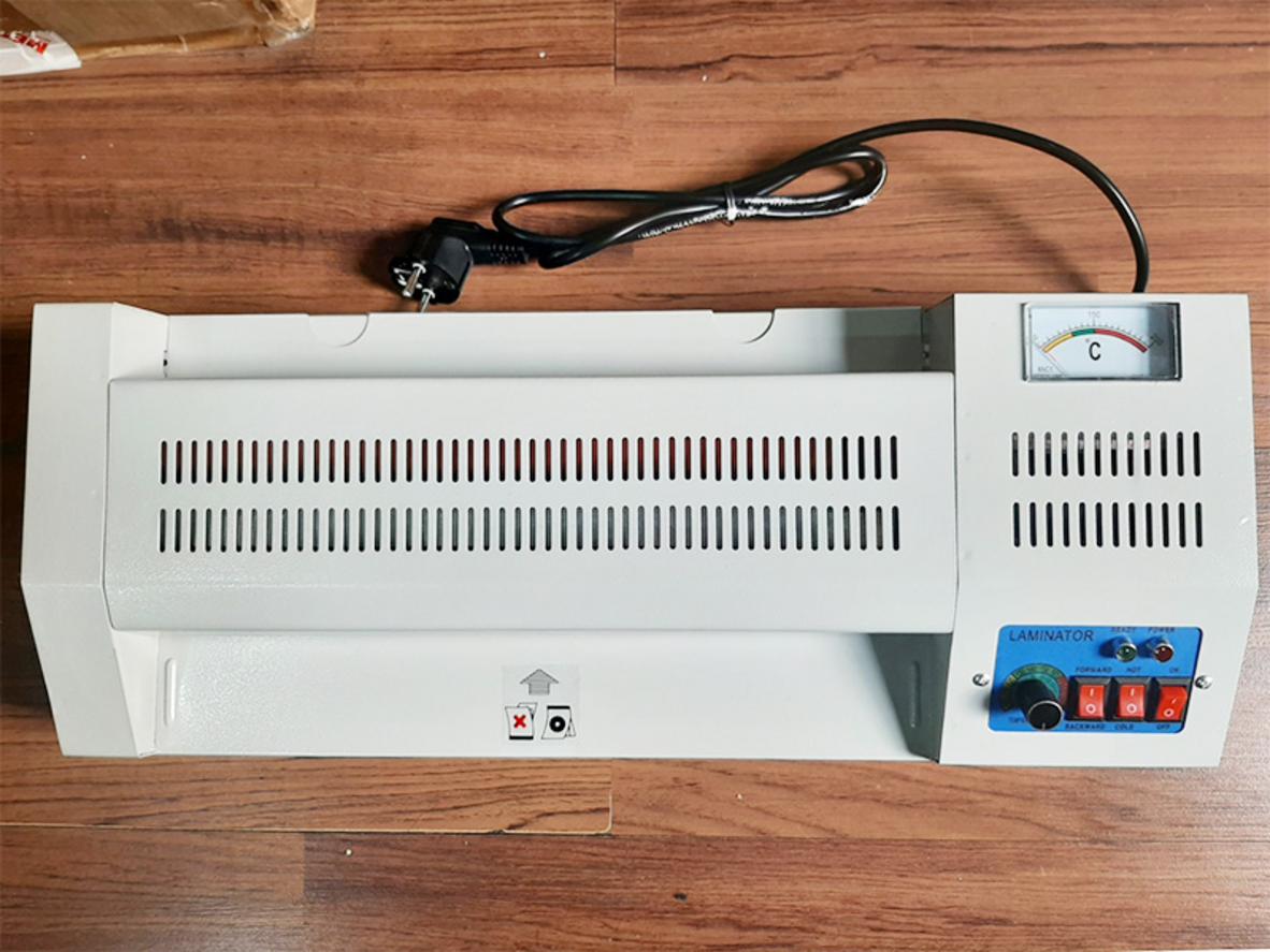 Tổng quan Máy ép nhựa Bosser EH-450