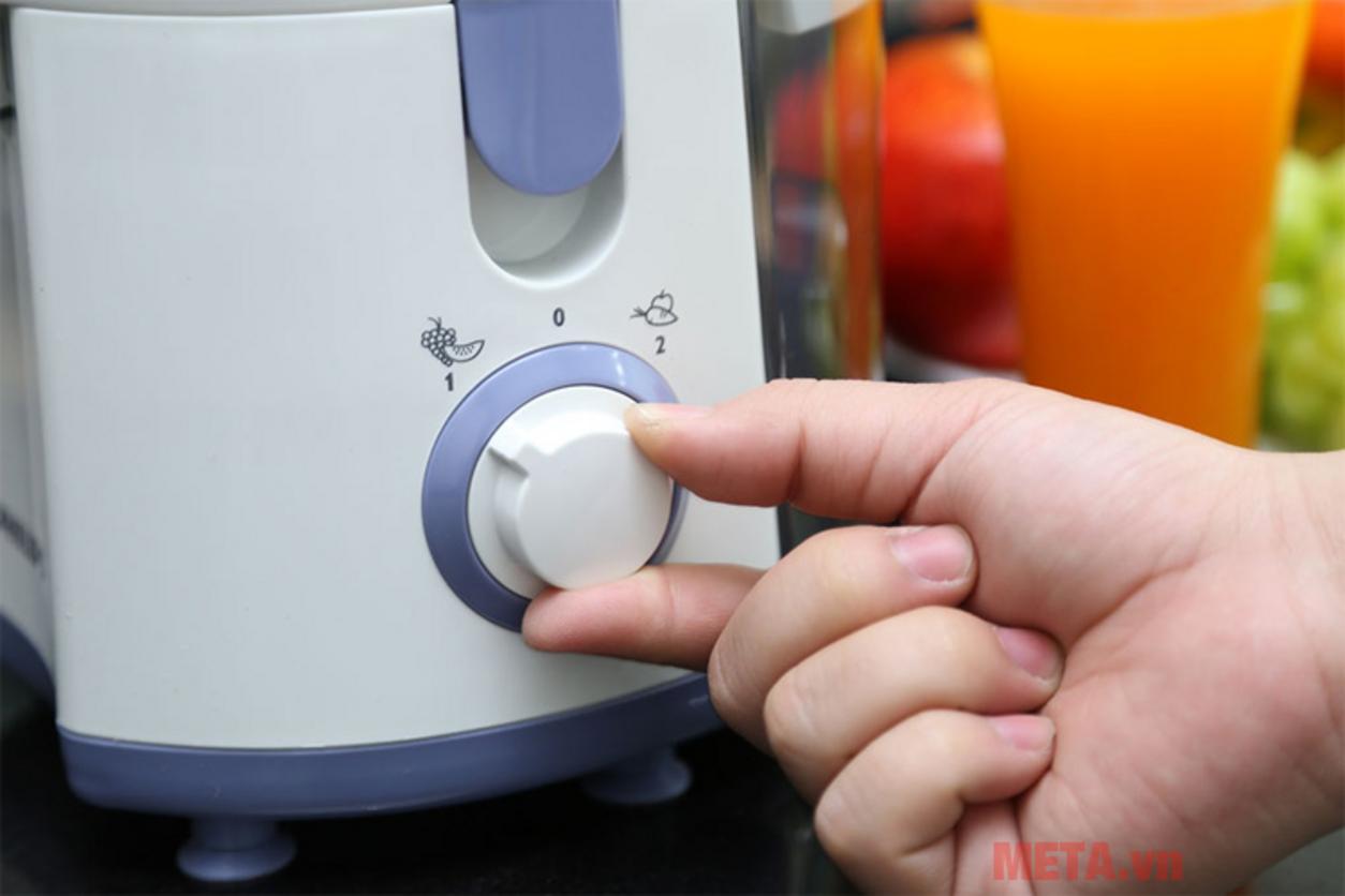 Tổng quan Máy ép trái cây Philips HR1811