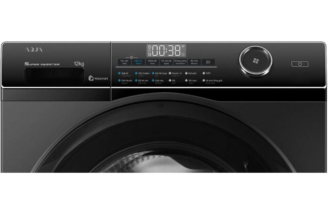 Tốc độ vắt 1.400 vòng/phút giúp quần áo ráo nước nhanh hơn.