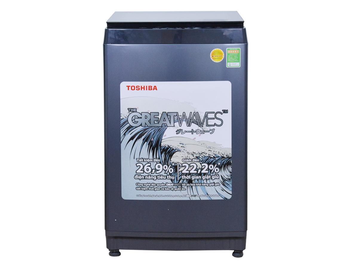 Máy giặt lồng đứng Toshiba 10kg AW-M1100JV(MK) phù hợp gia đình Việt 5–7 người.
