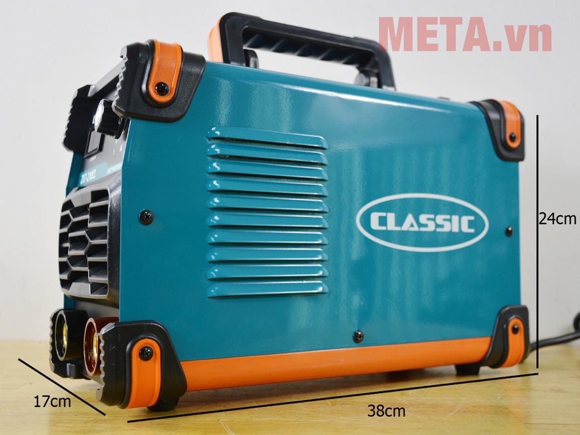 Mặt trước máy hiển thị dòng hàn trực quan, dễ chỉnh thông số.