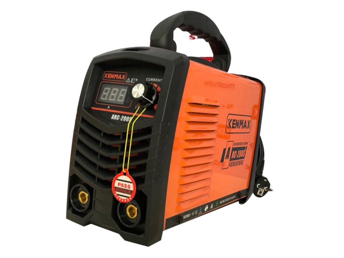 Kenmax ARC-200S gọn nhẹ, dễ mang theo và phù hợp hàn dân dụng.