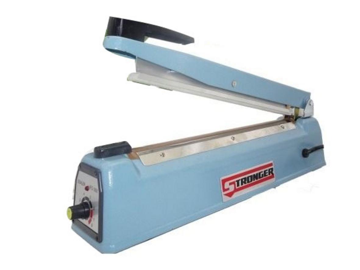 Stronger FS-400 với thanh hàn 40cm, mép hàn chắc và thiết kế dập tay đơn giản.