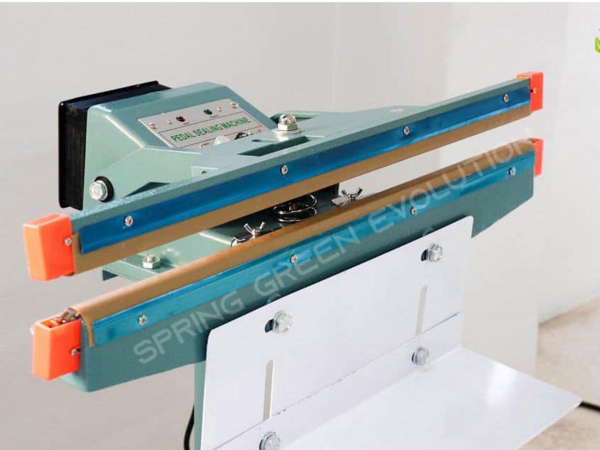 FS02-65 kết hợp thanh hàn dài, dập chân rảnh tay và 9 mức nhiệt để hàn túi ổn định.