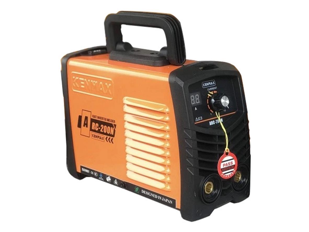 Máy hàn que Kenmax ARC 200N nhỏ gọn, phù hợp hàn dân dụng.