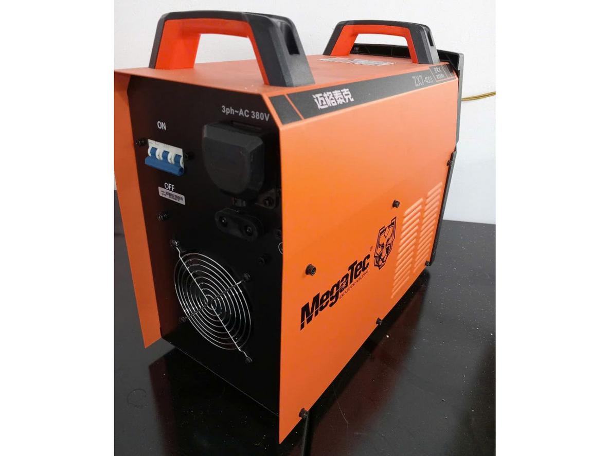 ZX7-400I 3 pha cho hồ quang ổn định và mối hàn ngấu.
