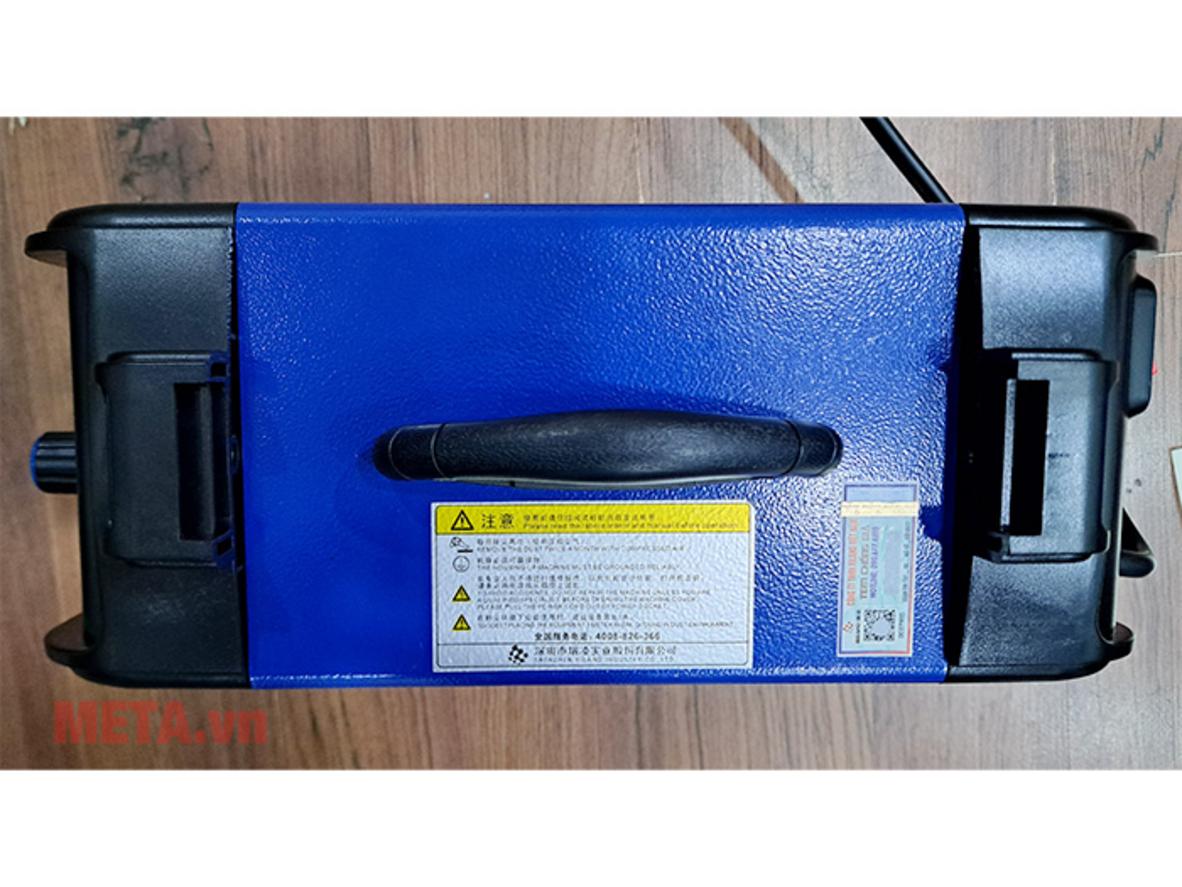 Máy hàn que Riland ARC 200DS nhỏ gọn, phù hợp sửa chữa và gia công nhẹ.