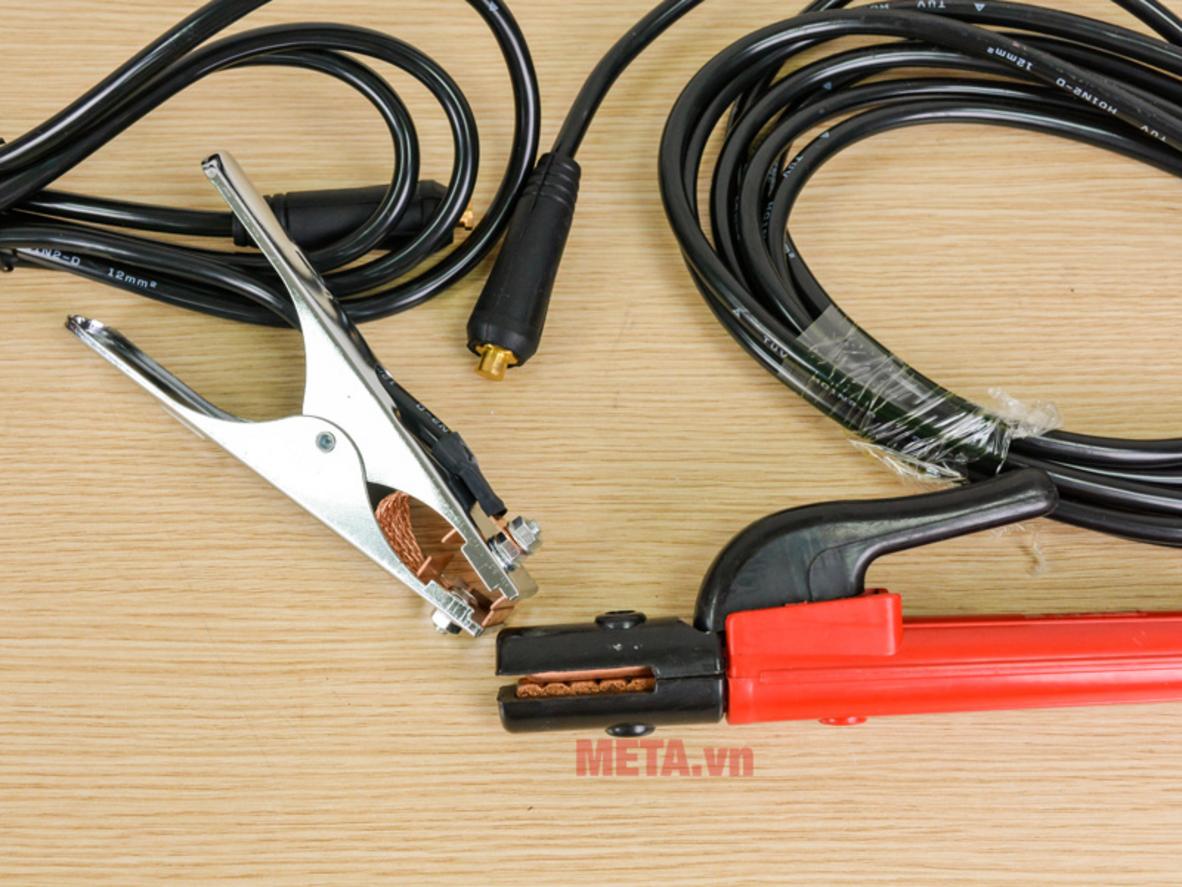 Bộ máy và phụ kiện đi kèm của Sasuke ZX7-200S giúp người dùng sẵn sàng vận hành ngay sau khi mua.