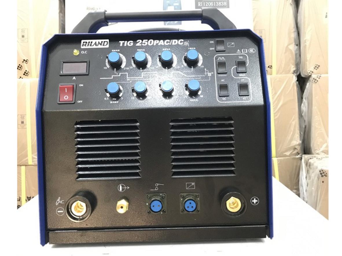 Hồ quang ổn định giúp Riland TIG 250P AC/DC kiểm soát nhiệt tốt khi hàn nhôm.