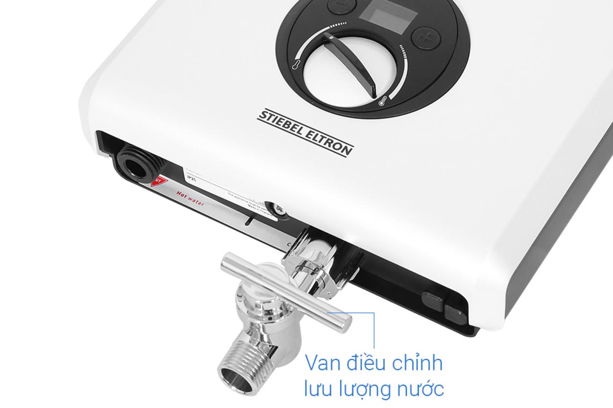 Công suất 4.500W cho khả năng làm nóng gần như tức thì.