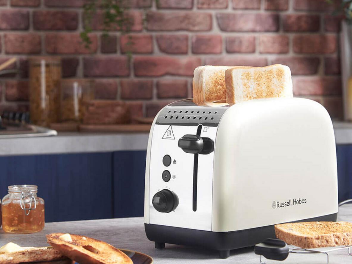 Russell Hobbs Colours Plus 26551-56 phù hợp cho bữa sáng nhanh, giòn đều và dễ thao tác.