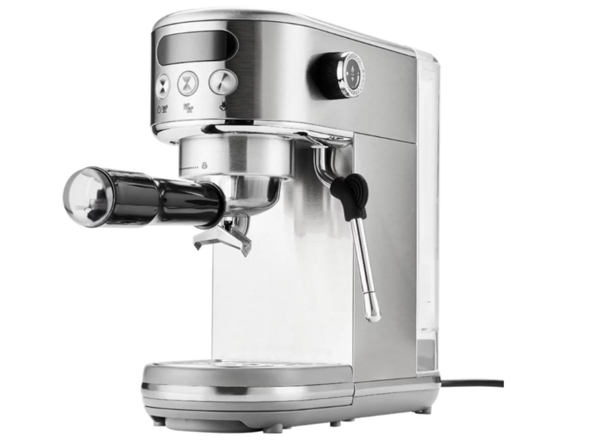Winci EM3110 phù hợp cho espresso và cappuccino tại nhà hoặc quán nhỏ.