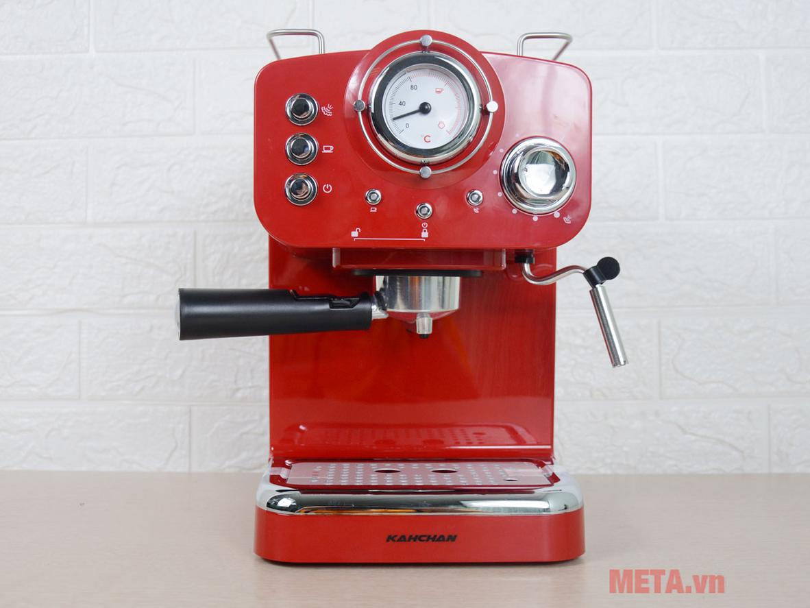EP9139 cho phép pha espresso, cappuccino và latte với thao tác bán tự động.