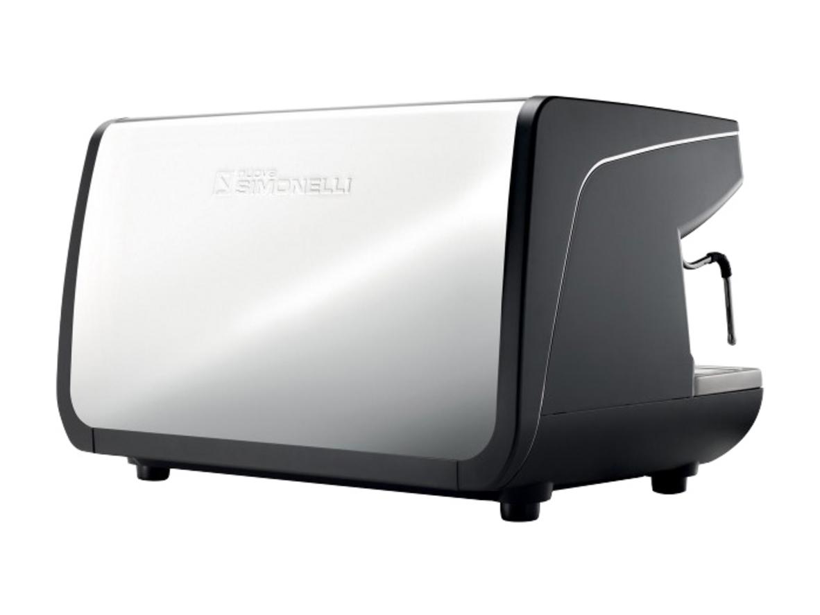 Máy pha cà phê Nuova Simonelli Appia Life 2 Groups Volumetric cho quán cần tốc độ và độ đồng đều.