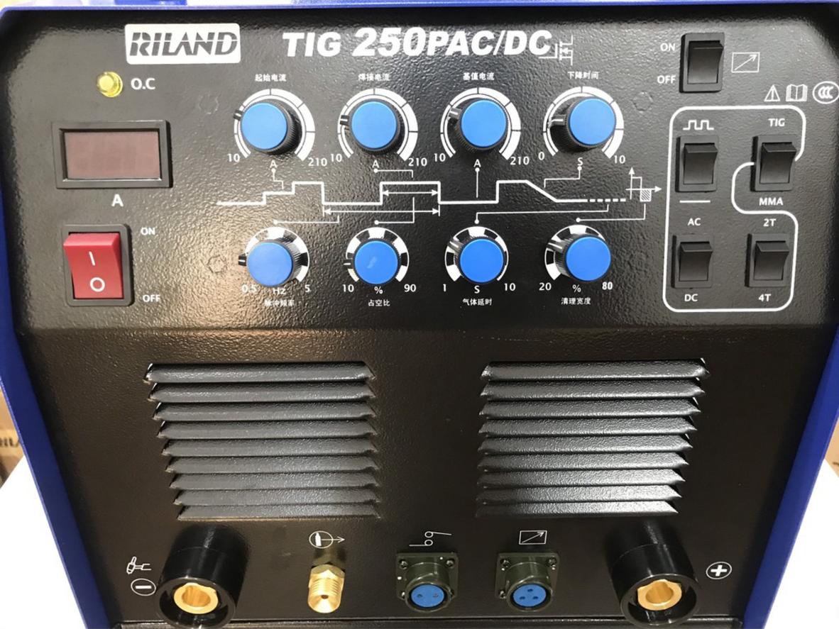 Chức năng hàn que 10–160A giúp máy linh hoạt cho nhiều công việc.