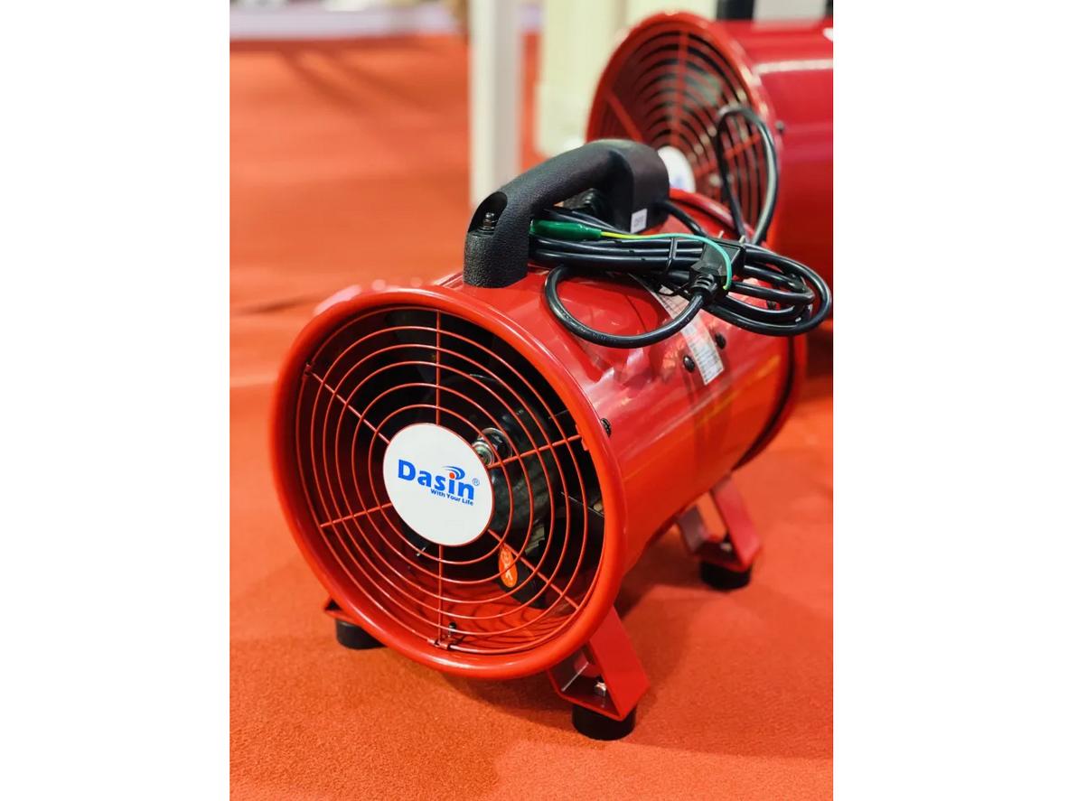 Motor 100% dây đồng của Quạt hút Dasin DKIN-200.