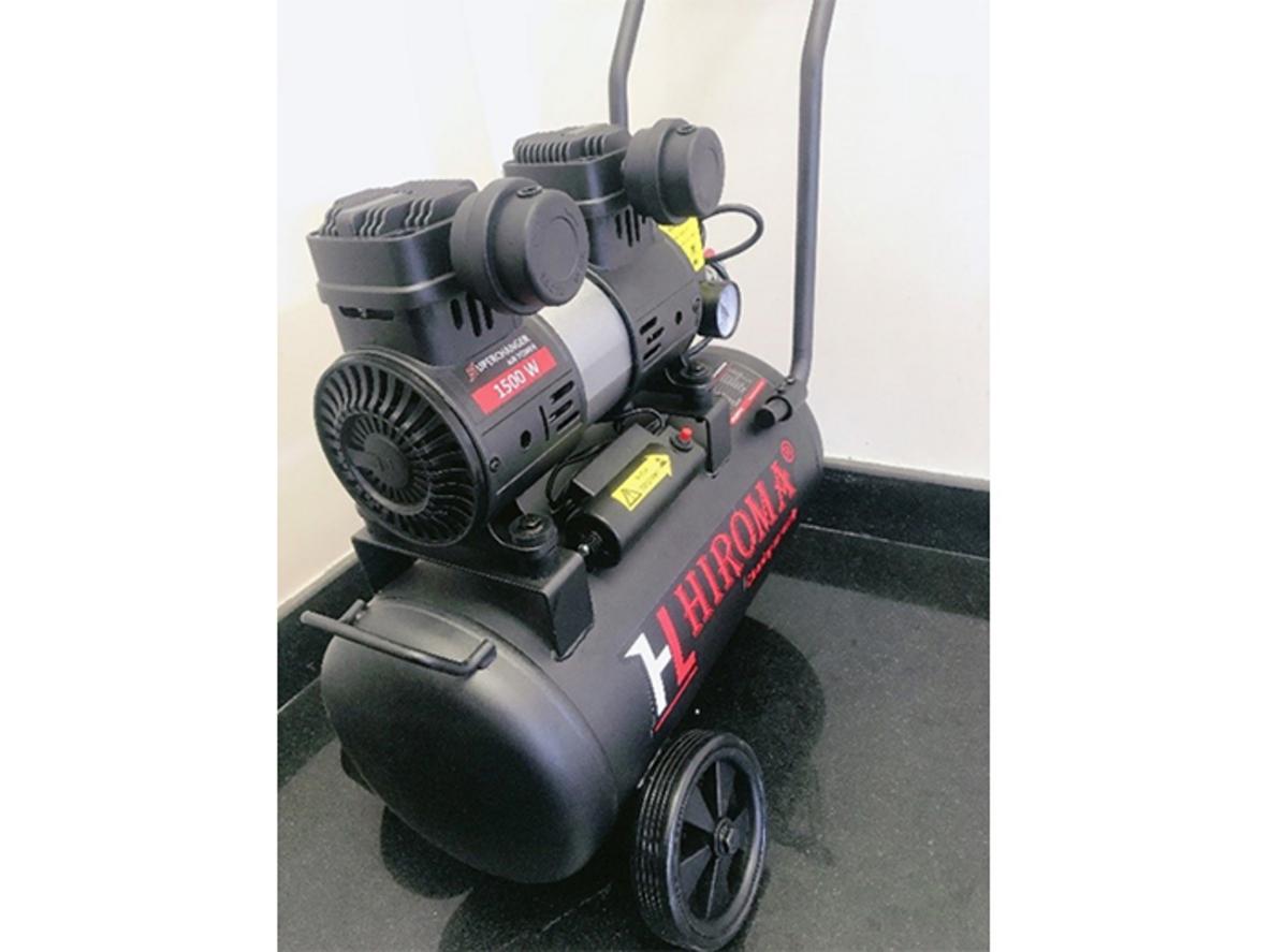 Cấu hình 2HP, 30 lít và 100 lít/phút hỗ trợ nạp hơi nhanh.