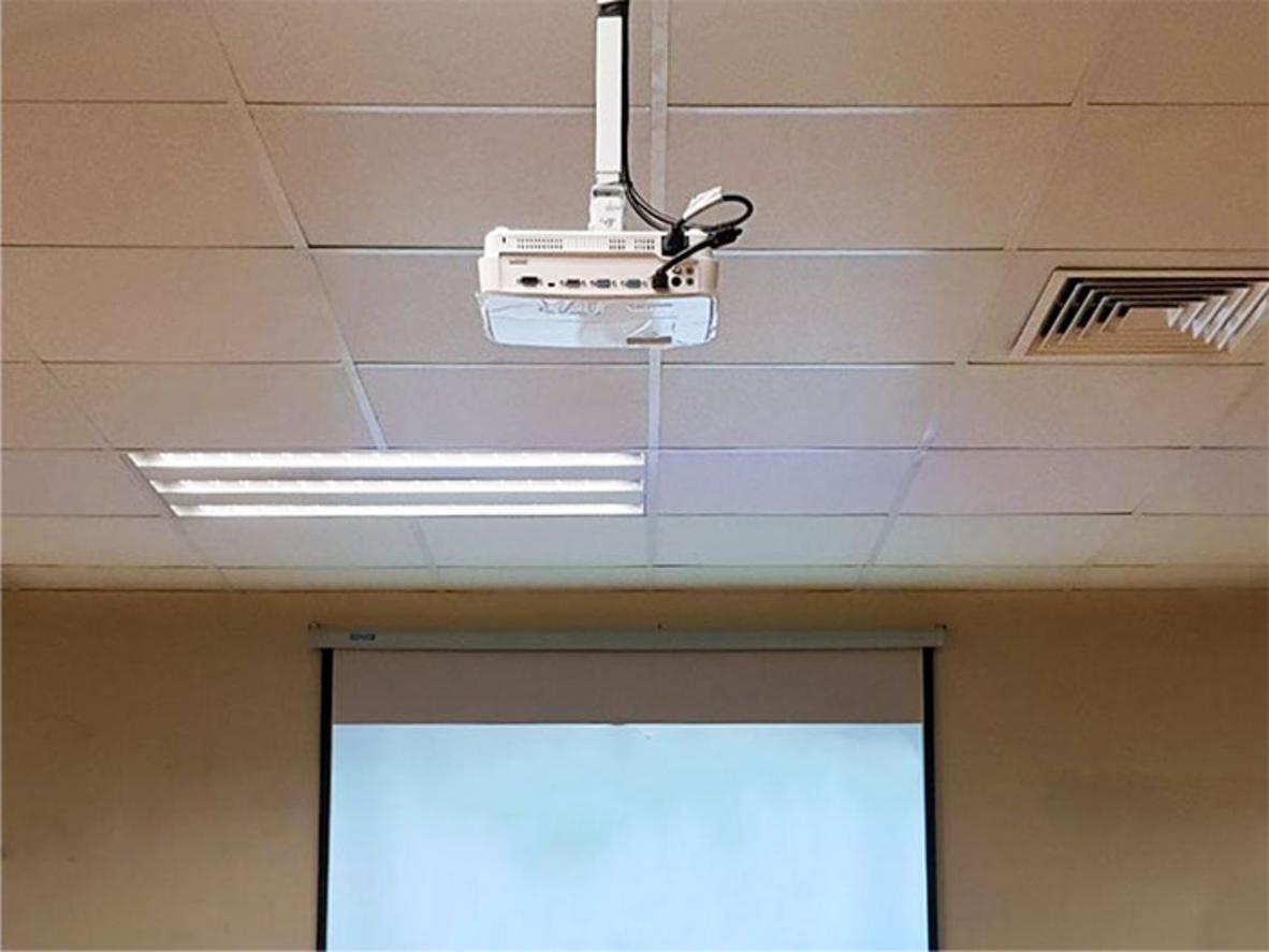 Nhôm sơn tĩnh điện giúp MS65 bền đẹp và hạn chế oxy hóa.