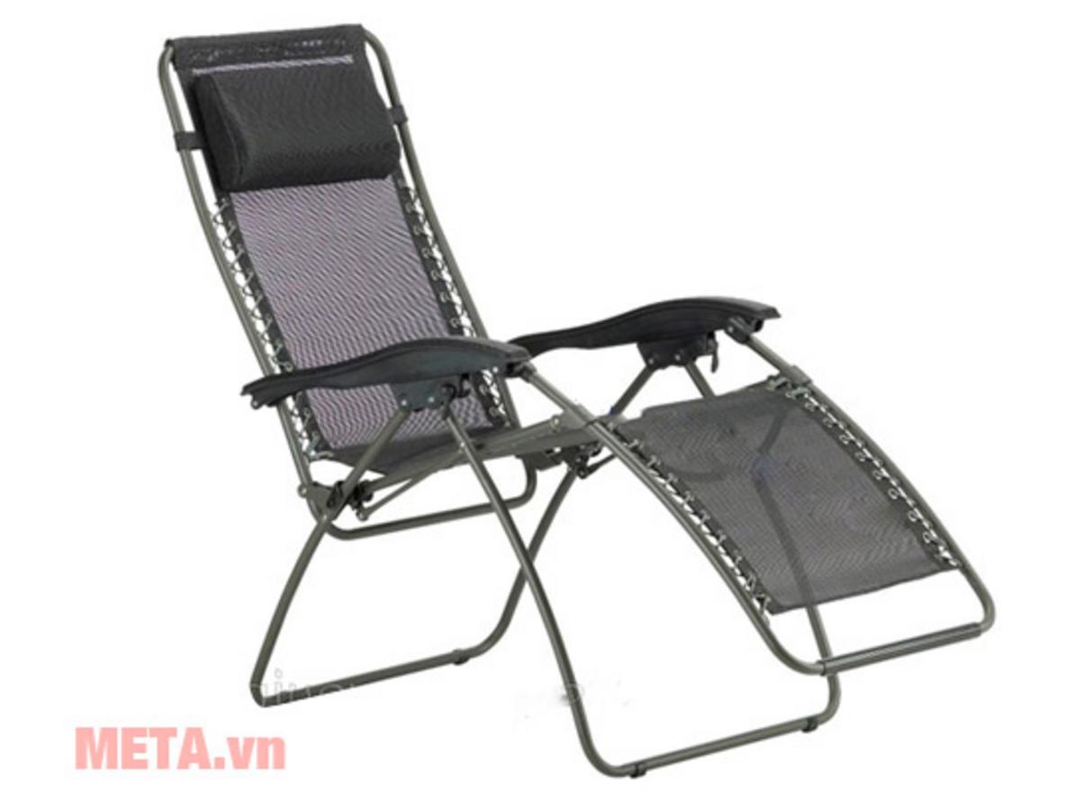 Độ dày gấp gọn 13cm giúp ghế dễ cất giữ ở không gian hẹp.