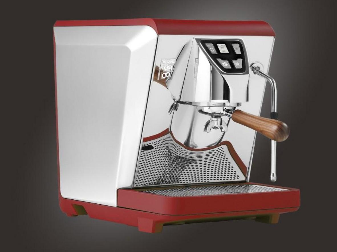 Cool Touch steam wand giúp đánh sữa an toàn và dễ hơn.