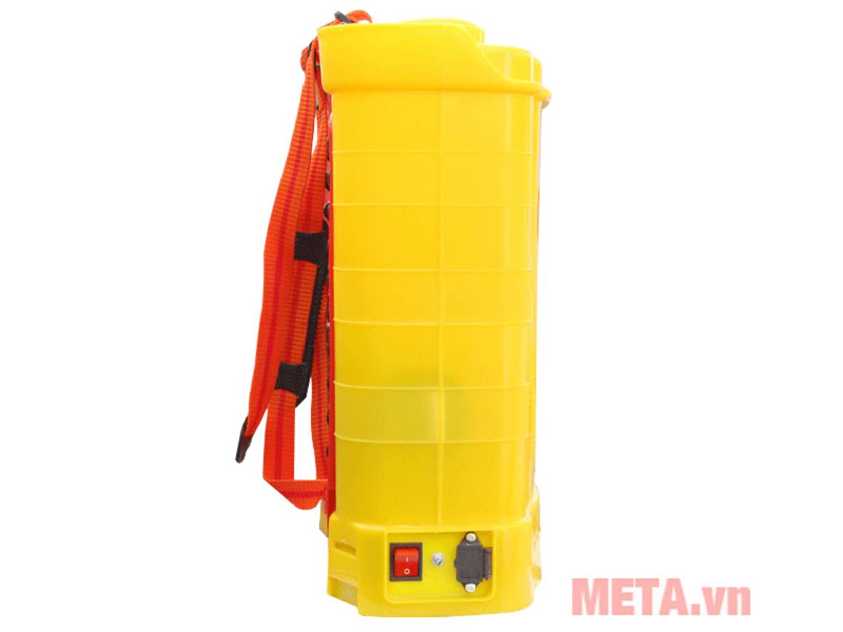 Dung tích 20 lít giúp giảm số lần châm dung dịch khi phun.